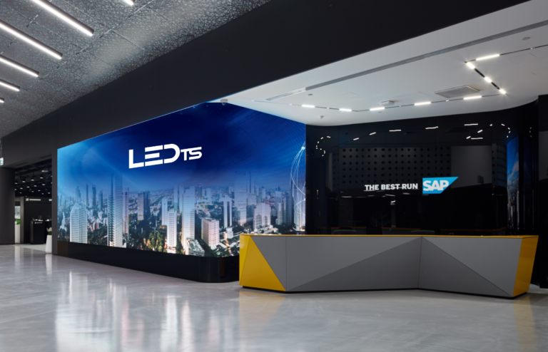 Светодиодный экран для помещения LEDTS-М30-P3,07